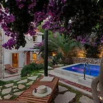 Seaside House With A Swimming Pool - Brac - 16300