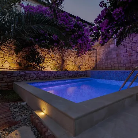 Seaside House With A Swimming Pool - Brac - 16300 * Sutivan
