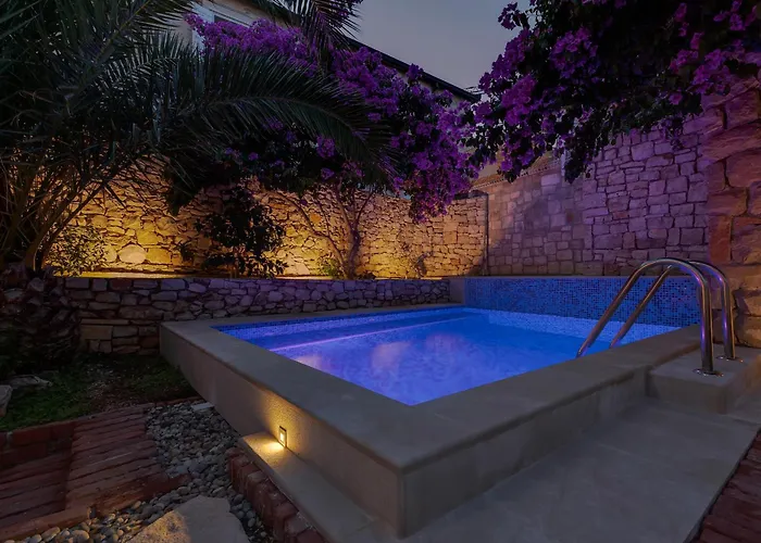 Seaside House With A Swimming Pool - Brac - 16300 * Sutivan