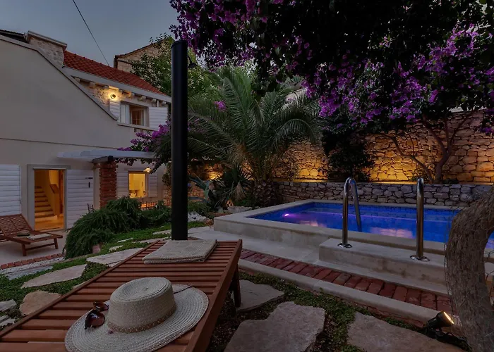 Holiday home Seaside House With A Swimming Pool - Brac - 16300 *