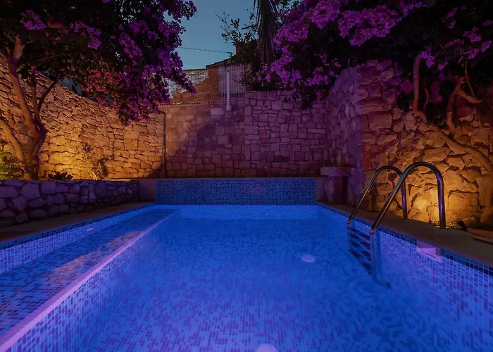 Seaside House With A Swimming Pool - Brac - 16300 Sutivan