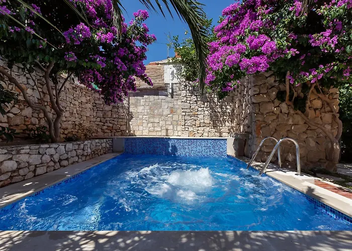 Seaside House With A Swimming Pool - Brac - 16300 Holiday home *